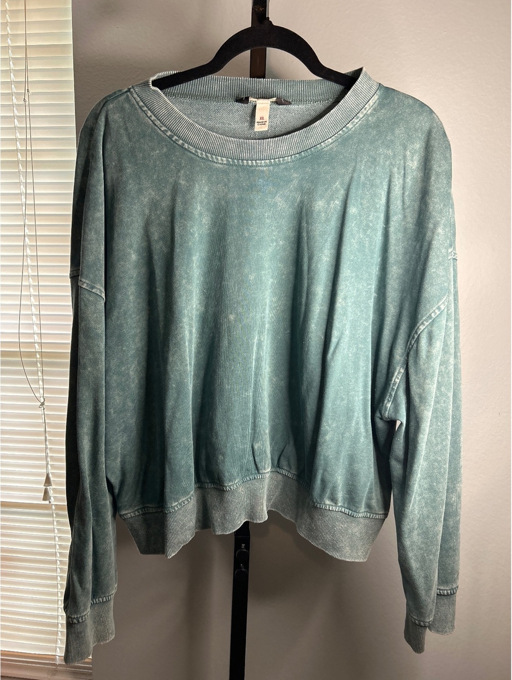 Supplies XL Vintage Wash Blue Crewneck Sweatshirt